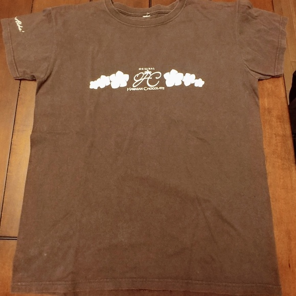 Brown and gray T-shirts - Picture 3 of 3